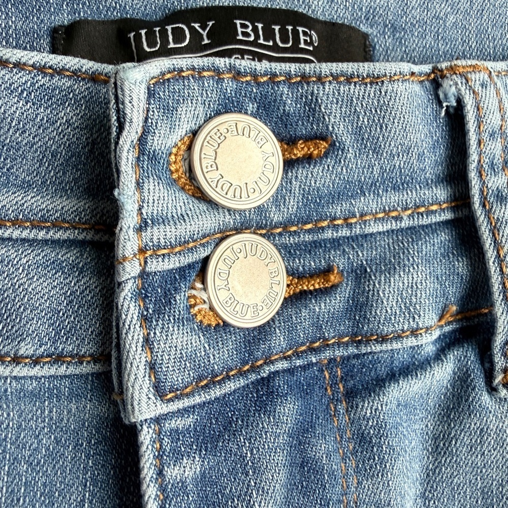 Judy Blue Wide Crop Jeans Size 7/28 - Picture 2 of 7